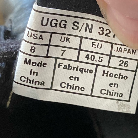 UGG Men’s Leighton Leather Lace Up Chukka Boot W/Gum Sole. Black. Size 8. EUC. - Picture 11 of 13